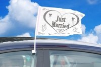 Autovlag wit 'Just married', 2 stuks