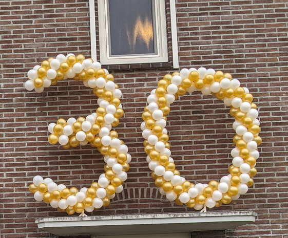 cijfer frame met ballonnen