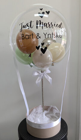 Bubble balloon just married