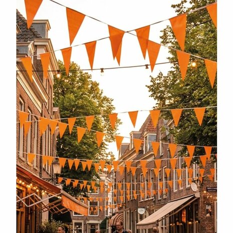 Oranje vlaggenlijn, 50 m