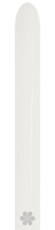 Almond white fashion modelleer 260