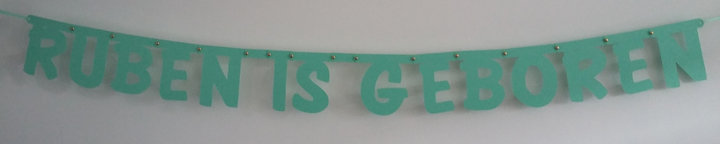 Naamslinger Geboorte in lettertype Pooh Naamslinger Geboorte in lettertype Pooh