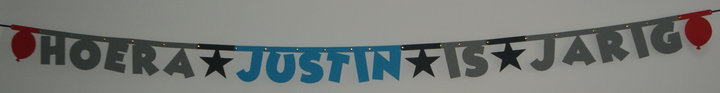 Naamslinger verjaardag, lettertype Mickey met tussenstukjes Naamslinger verjaardag, lettertype Mickey met tussenstukjes