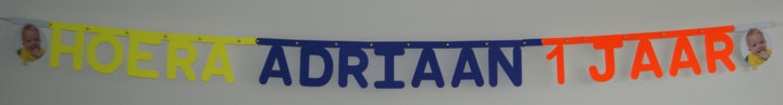 Naamslinger verjaardag, lettertype Rond met foto Naamslinger verjaardag, lettertype Rond met foto