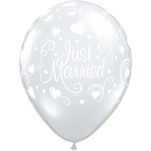 Just Married ballon, transp/hartjes, 28cm Just Married ballon, transp/hartjes, 28cm