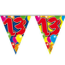 13 jaar, Vlaggenlijn, 10 meter 13 jaar, Vlaggenlijn, 10 meter